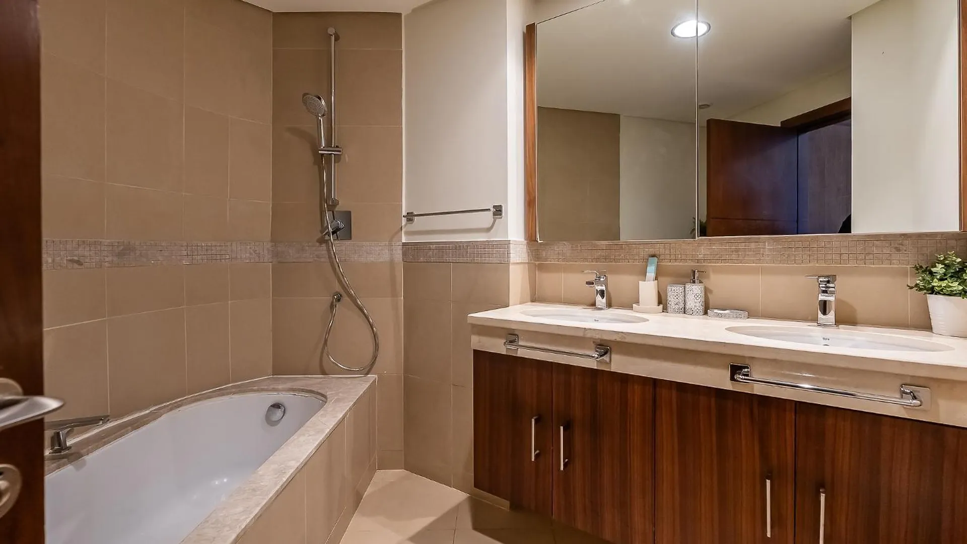 2Bdr Apartment Near Burj Khalifa I Downtown Dubai I Burj Vista United Arab Emirates