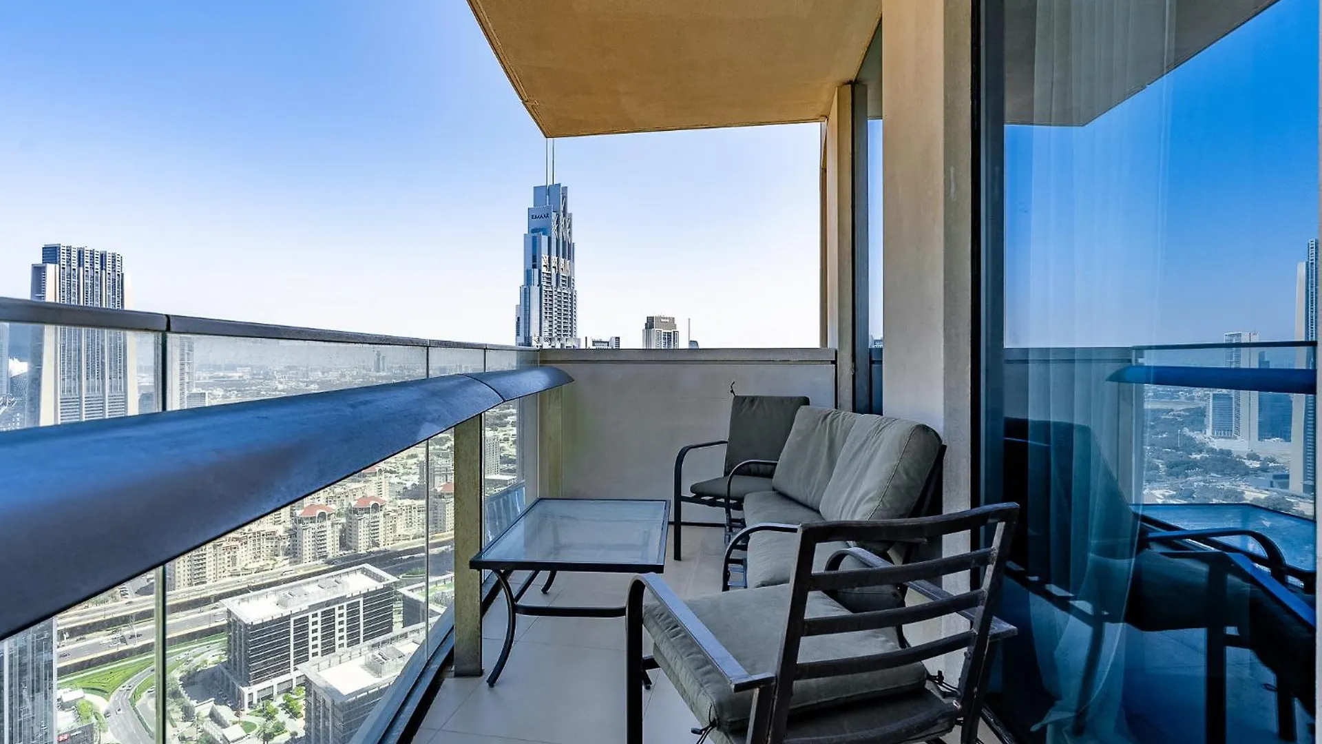 2Bdr Apartment Near Burj Khalifa I Downtown Dubai I Burj Vista